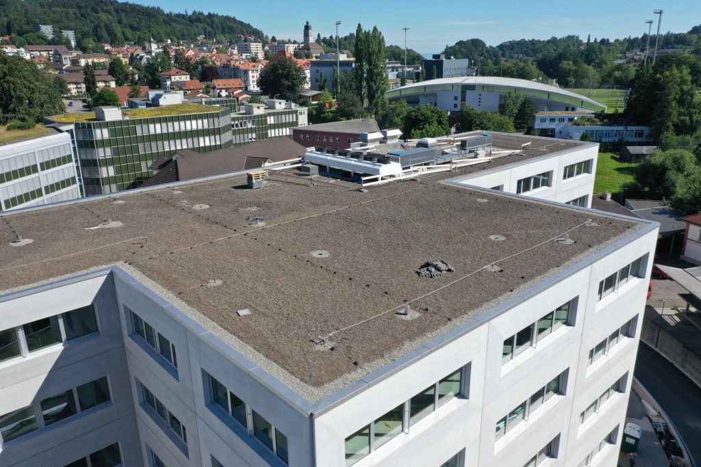 Geschäftshaus, Vier Winkel – Bild 3