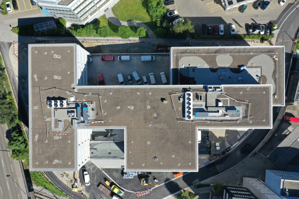 Geschäftshaus, Vier Winkel – Bild 6